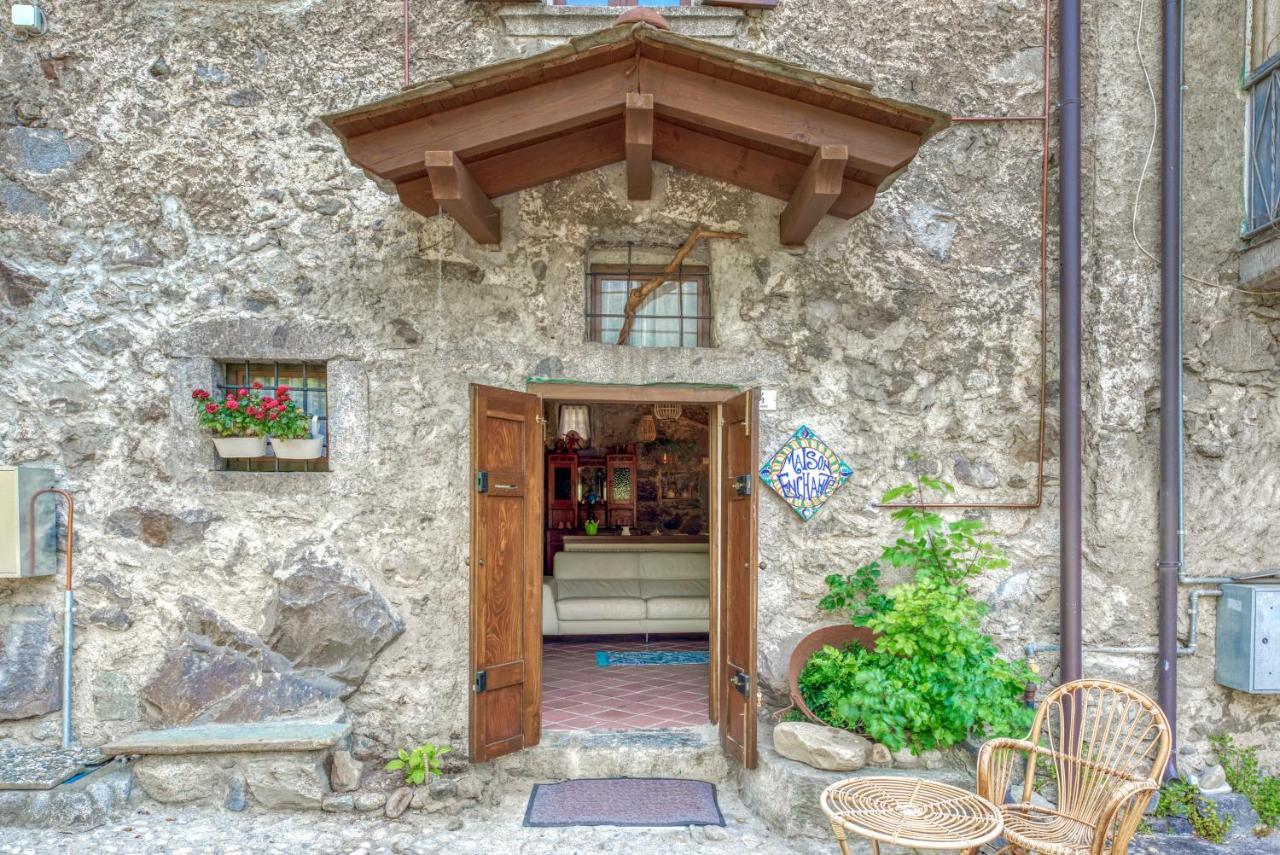 Maison Enchantee Capo di Ponte Kültér fotó