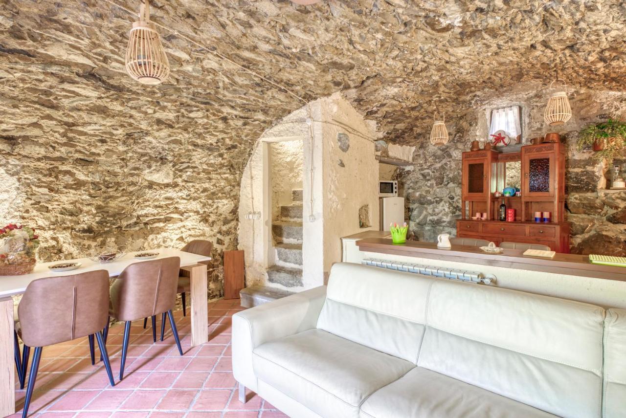 Maison Enchantee Capo di Ponte Kültér fotó
