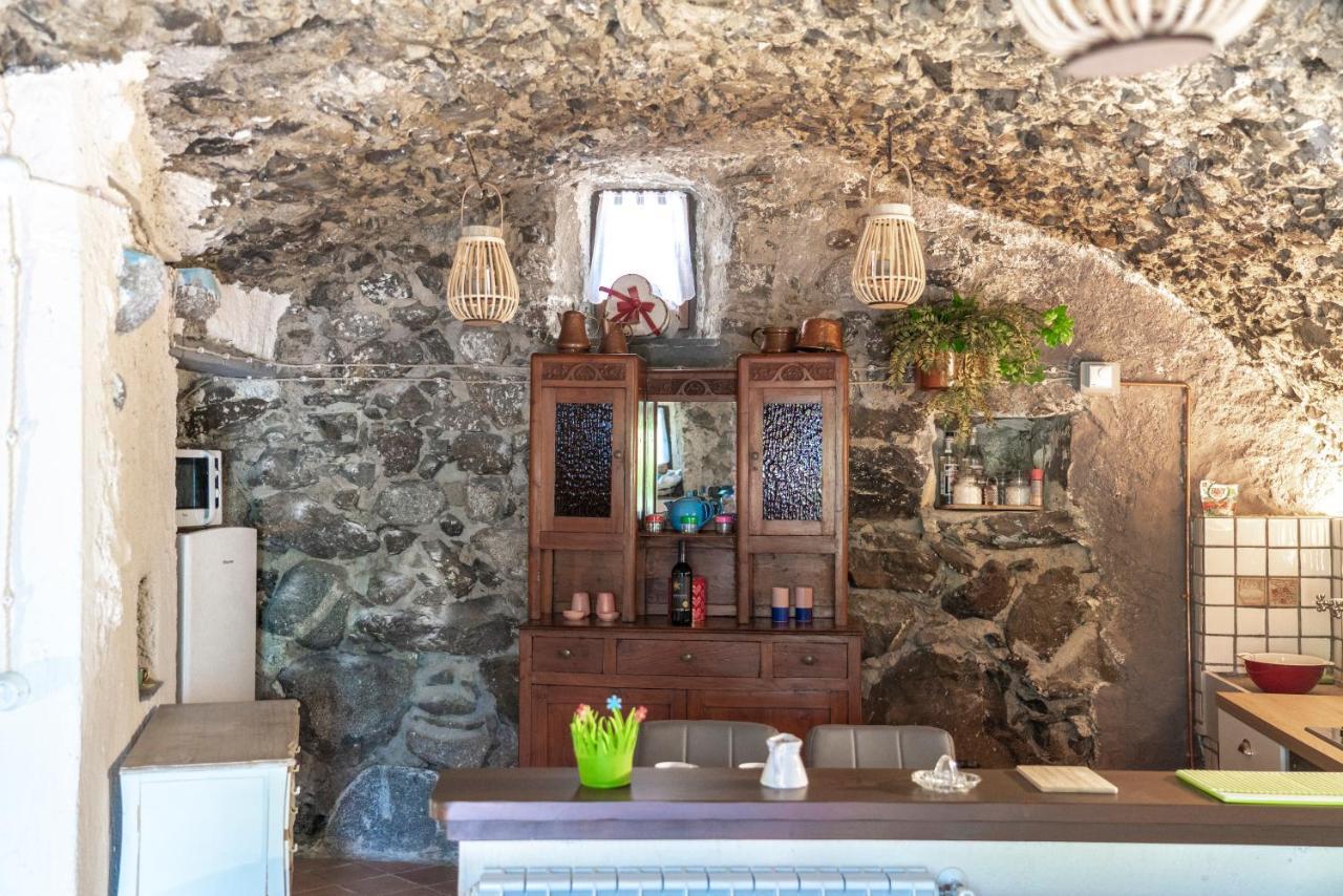 Maison Enchantee Capo di Ponte Kültér fotó